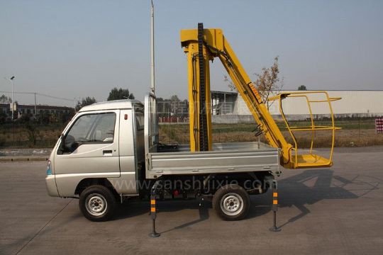 點(diǎn)擊查看詳細信息<br>標題：電動(dòng)作業(yè)車(chē) 閱讀次數：3209