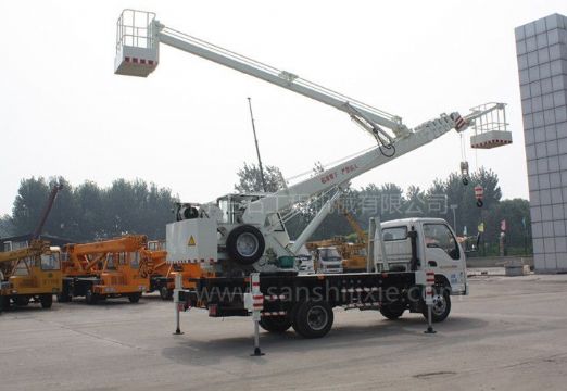 點(diǎn)擊查看詳細信息<br>標題：高空作業(yè)車(chē) 閱讀次數：3867