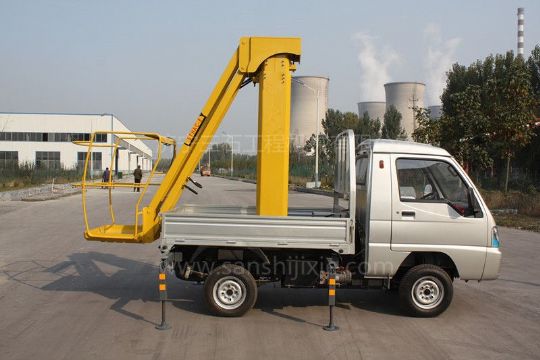 點(diǎn)擊查看詳細信息<br>標題：電動(dòng)高空作業(yè)車(chē) 閱讀次數：3616