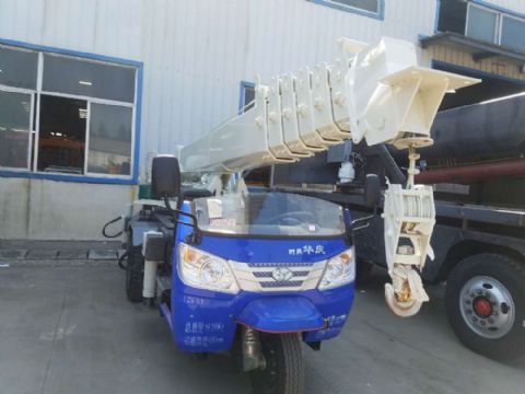 點(diǎn)擊查看詳細信息<br>標題：3噸時(shí)風(fēng)三輪吊 閱讀次數：2918