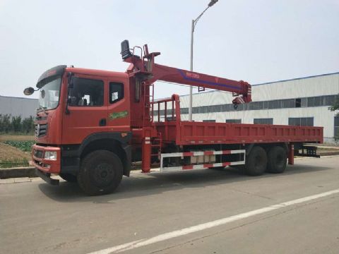 點(diǎn)擊查看詳細信息<br>標題：12噸東風(fēng)隨車(chē)吊 閱讀次數：2052