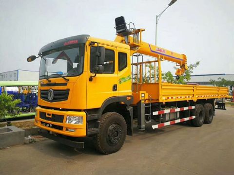 點(diǎn)擊查看詳細信息<br>標題：12噸前二后八隨車(chē)吊 閱讀次數：2039