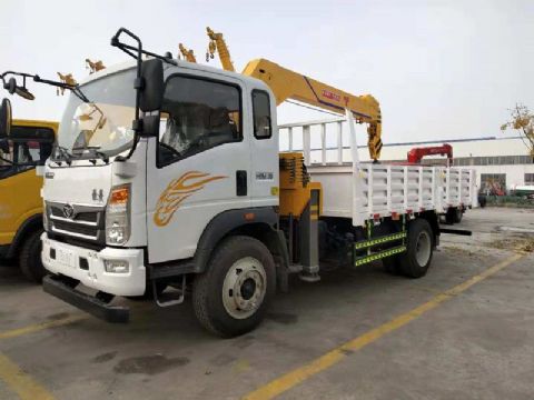 點(diǎn)擊查看詳細信息<br>標題：5噸重汽豪曼隨車(chē)吊 閱讀次數：2381