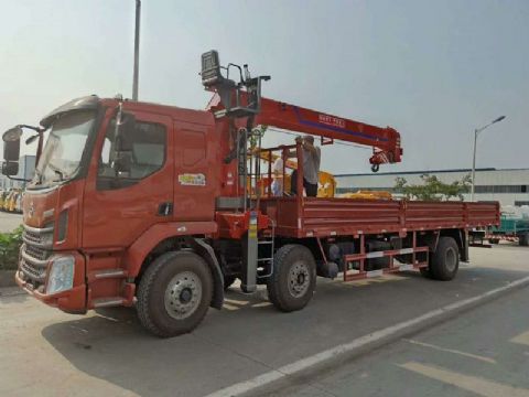 點(diǎn)擊查看詳細信息<br>標題：柳汽前四后四隨車(chē)吊 閱讀次數：2206