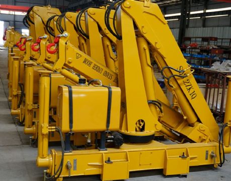 點(diǎn)擊查看詳細信息<br>標題：SQ3S3  3.2噸折臂吊 閱讀次數：2785